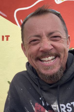 TC with his poem on Speedway mural 304 width